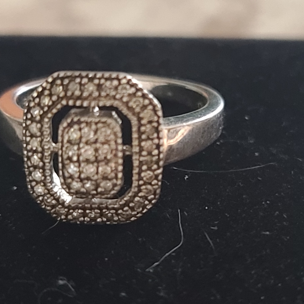 Diamond Ring - Picture 8 of 10